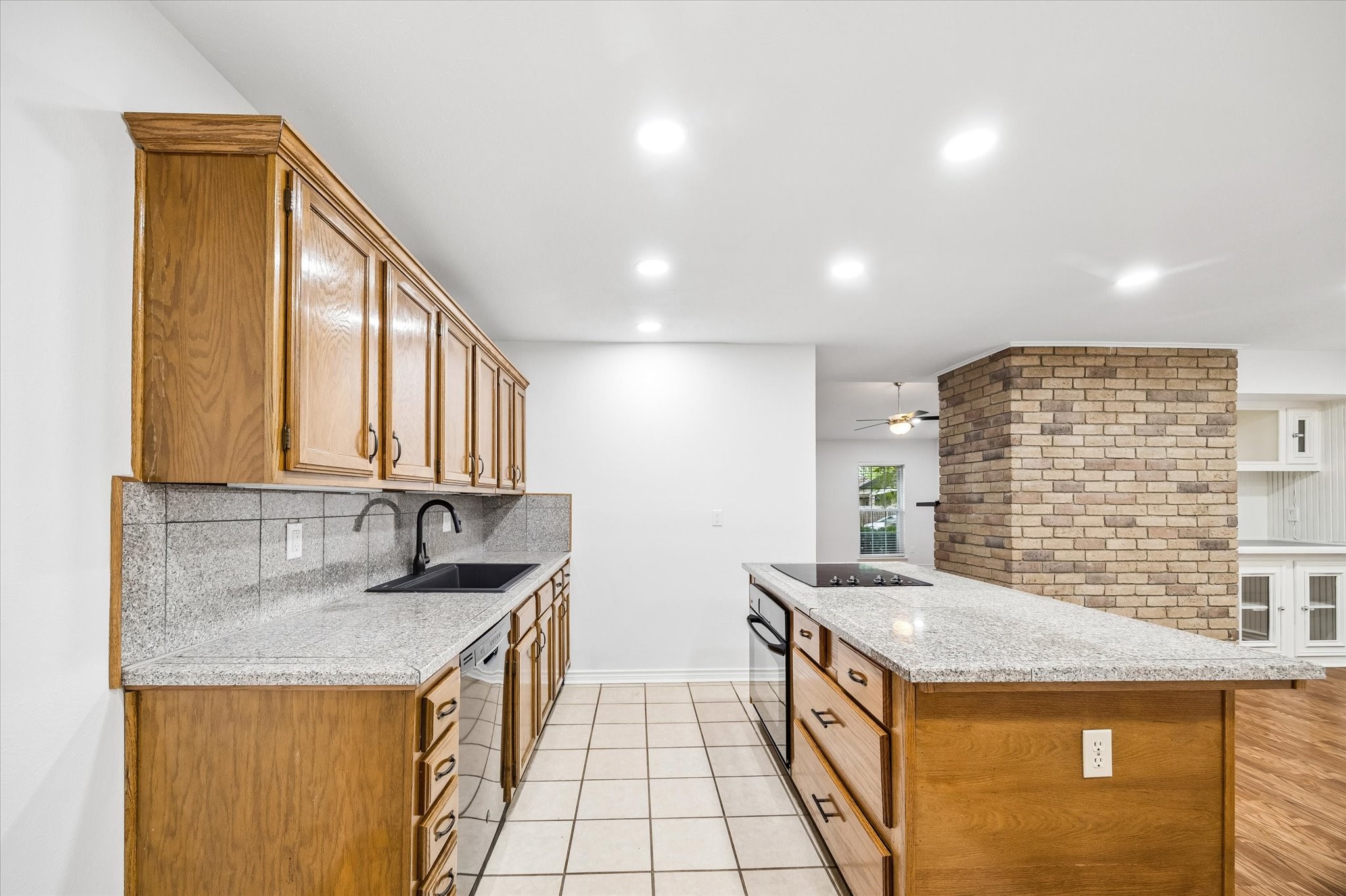 6830 Pickett Drive Property Photo 13