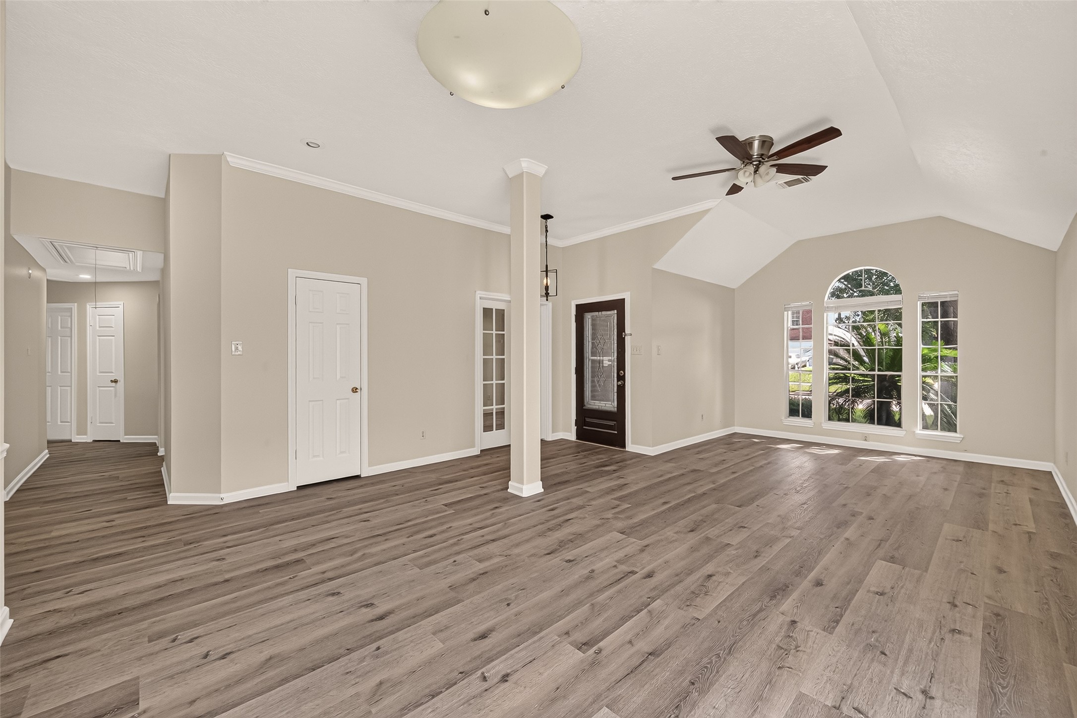 19126 Rebel Yell Drive Property Photo 3