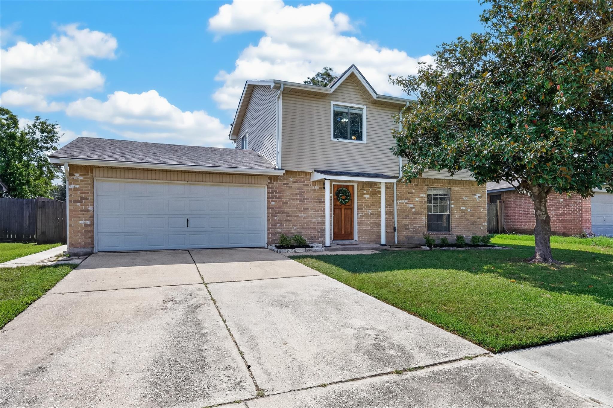 6013 Leafwood Circle Property Photo 1