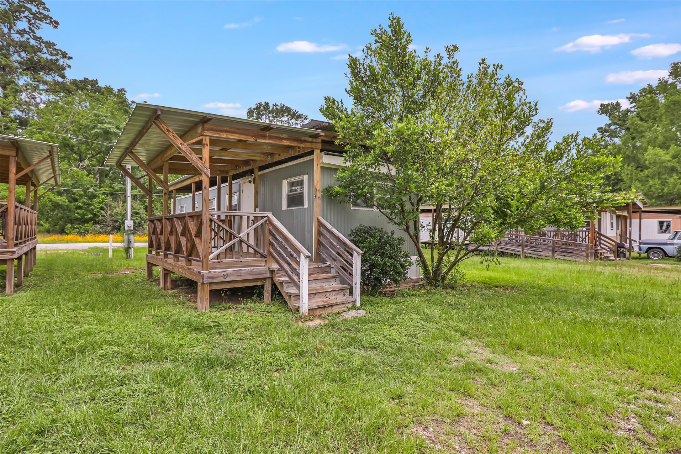 10821 Highway 150, 19 Property Photo 1
