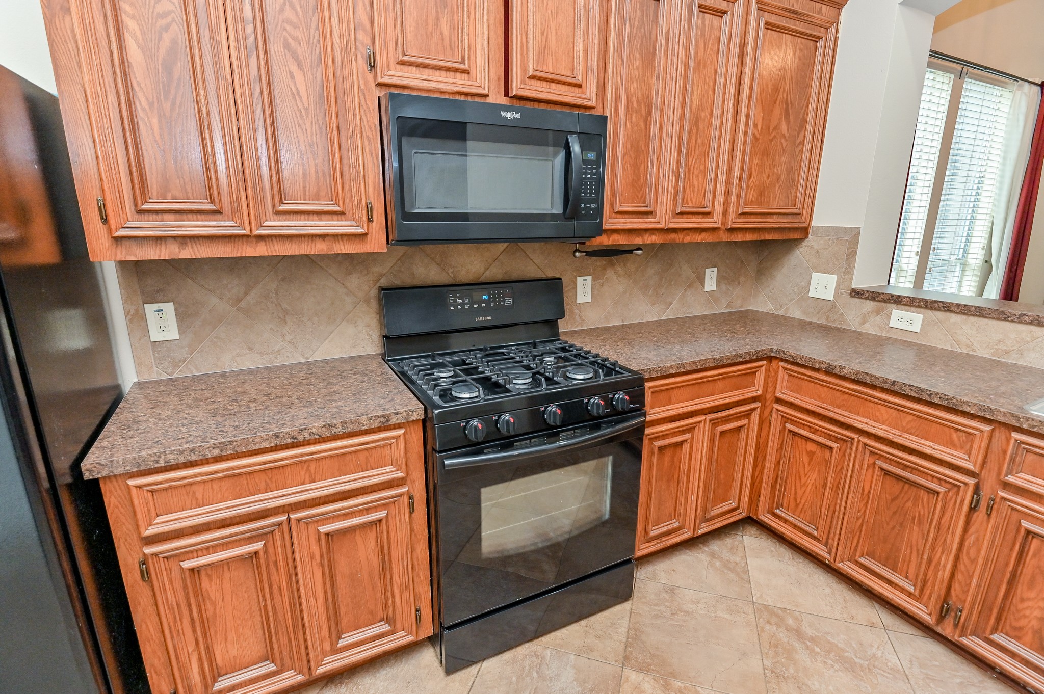 2106 Castle Gardens Lane Property Photo 12
