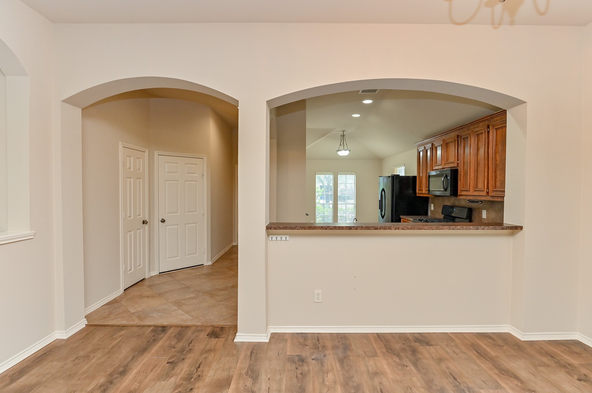 2106 Castle Gardens Lane Property Photo 16