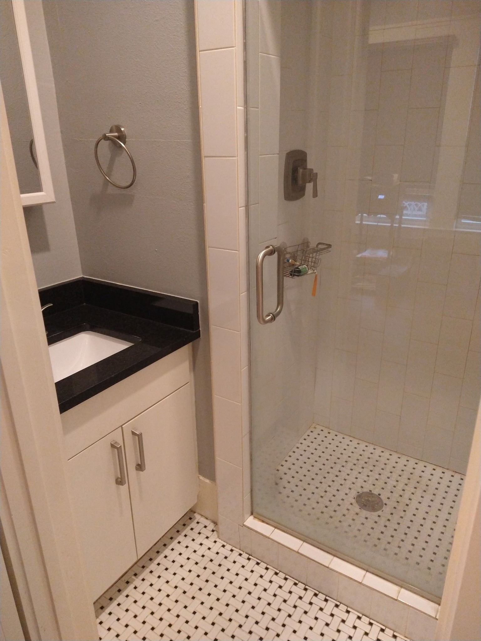 5237 Mulford Street Property Photo 8