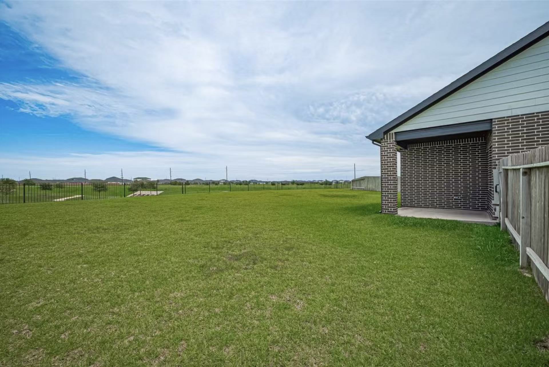 3943 Austins Pass Property Photo 43