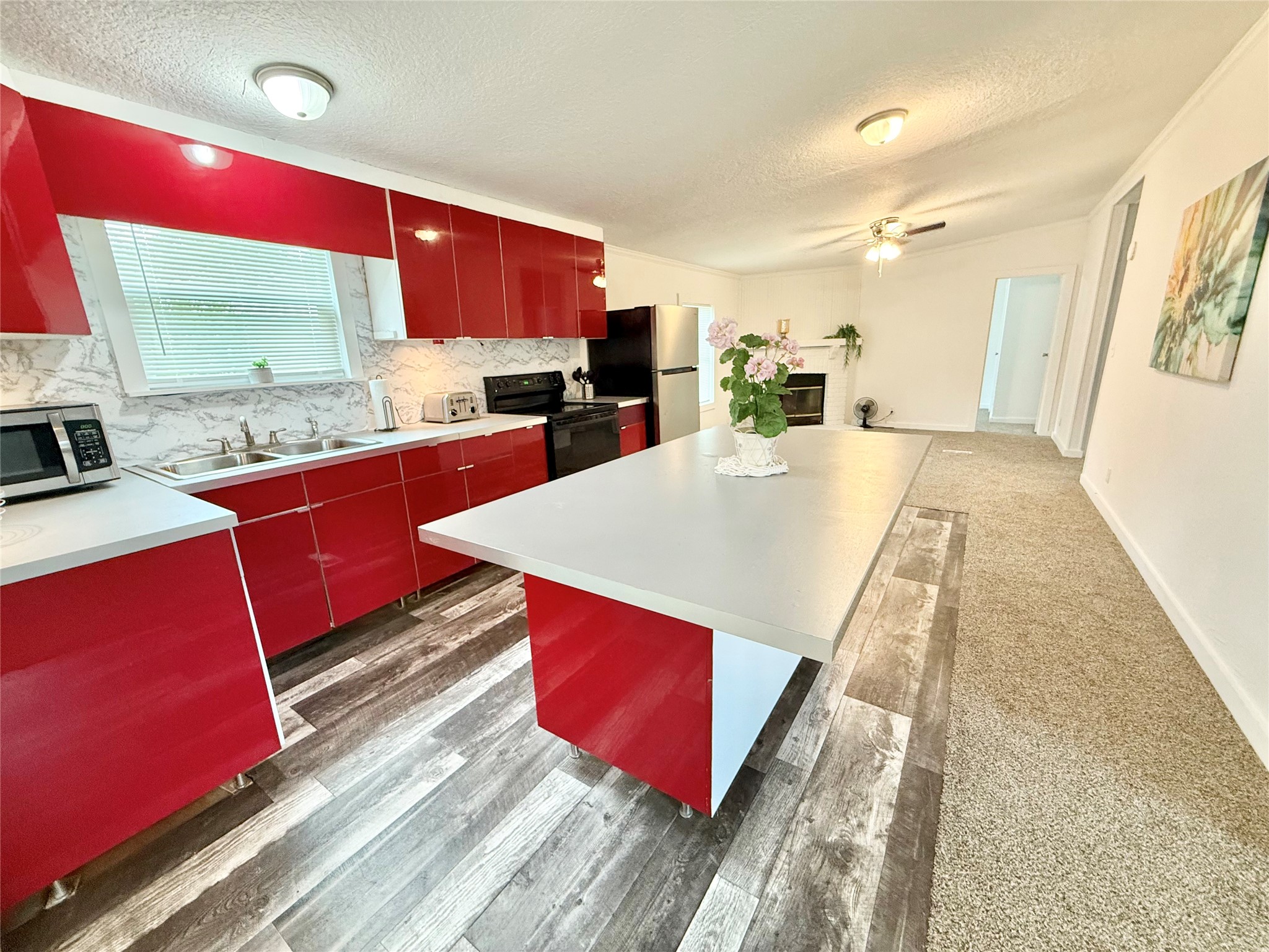 237 Linda Lane Property Photo 1