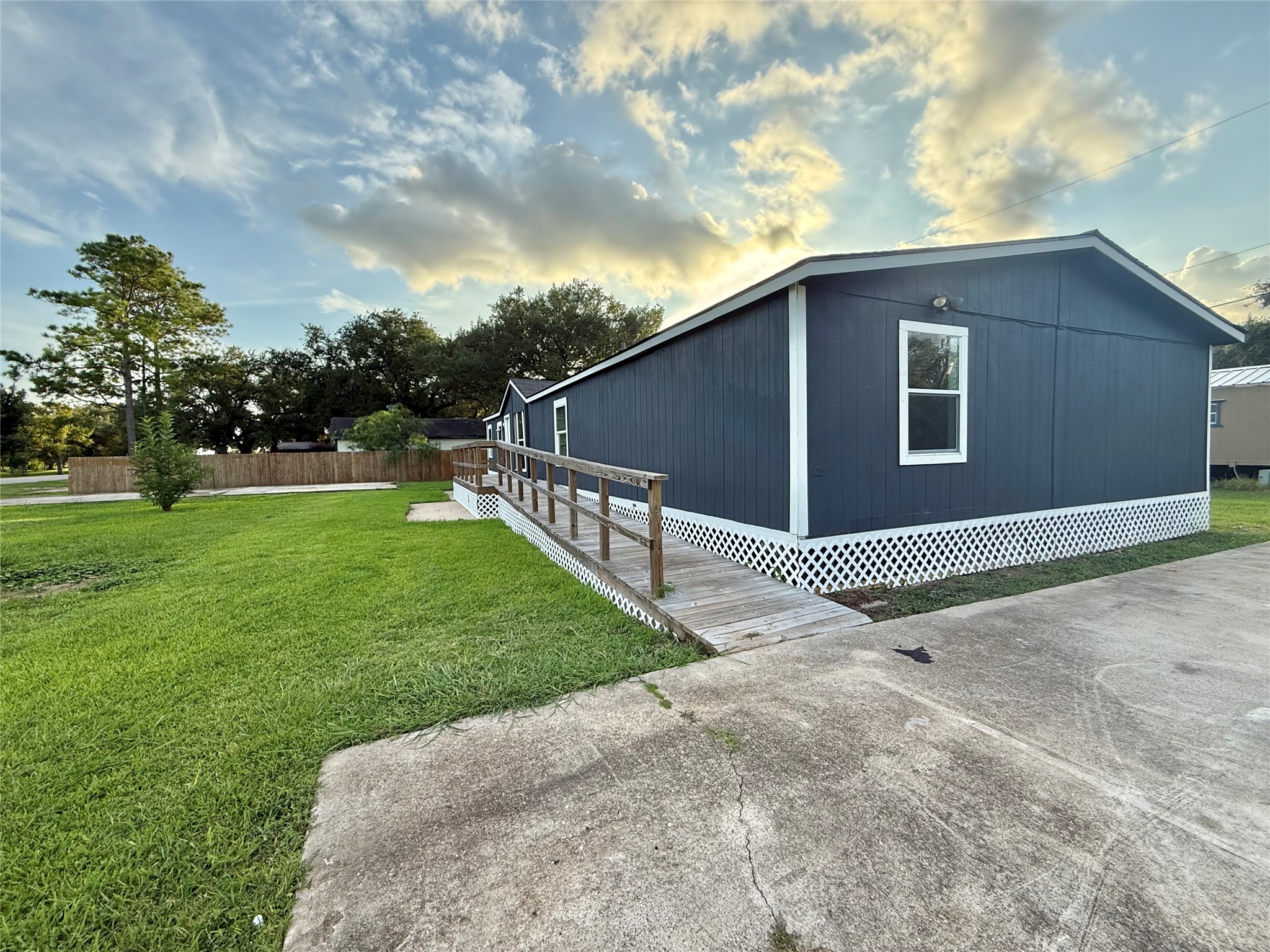 237 Linda Lane Property Photo 17
