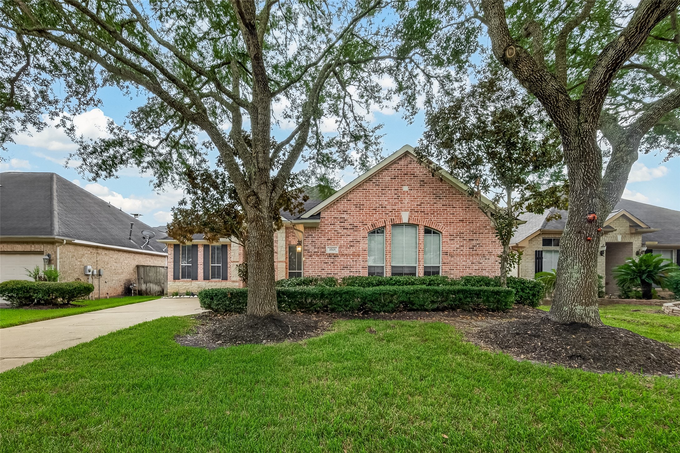 3315 Long Briar Lane Property Photo 3