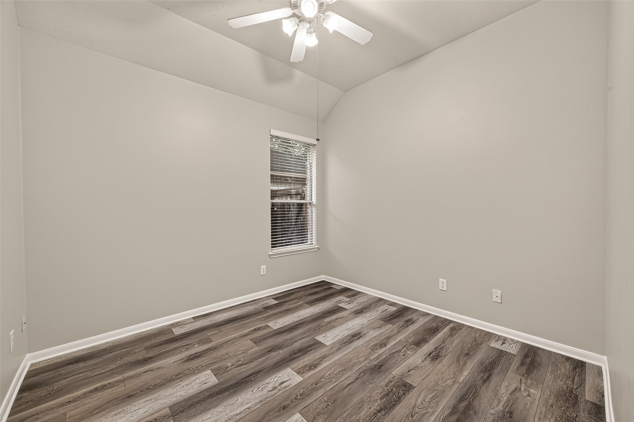 3315 Long Briar Lane Property Photo 28