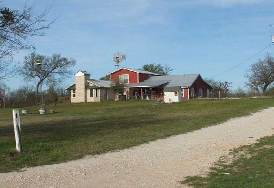 1400 County Road 250 Property Photo 1