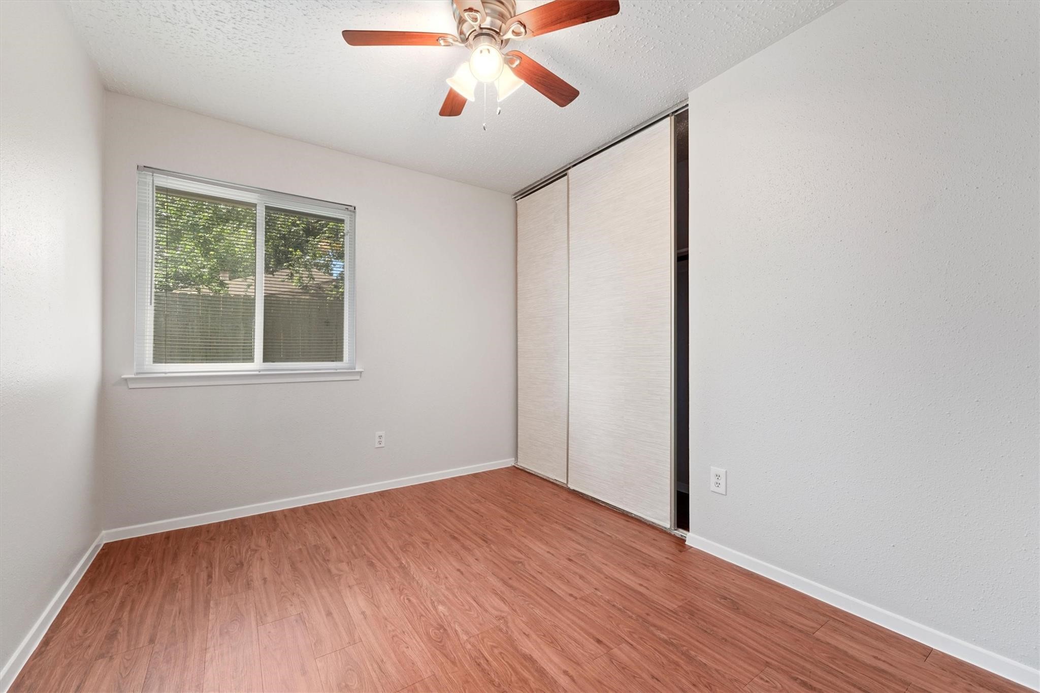 9335 Crescent Moon Drive Property Photo 13
