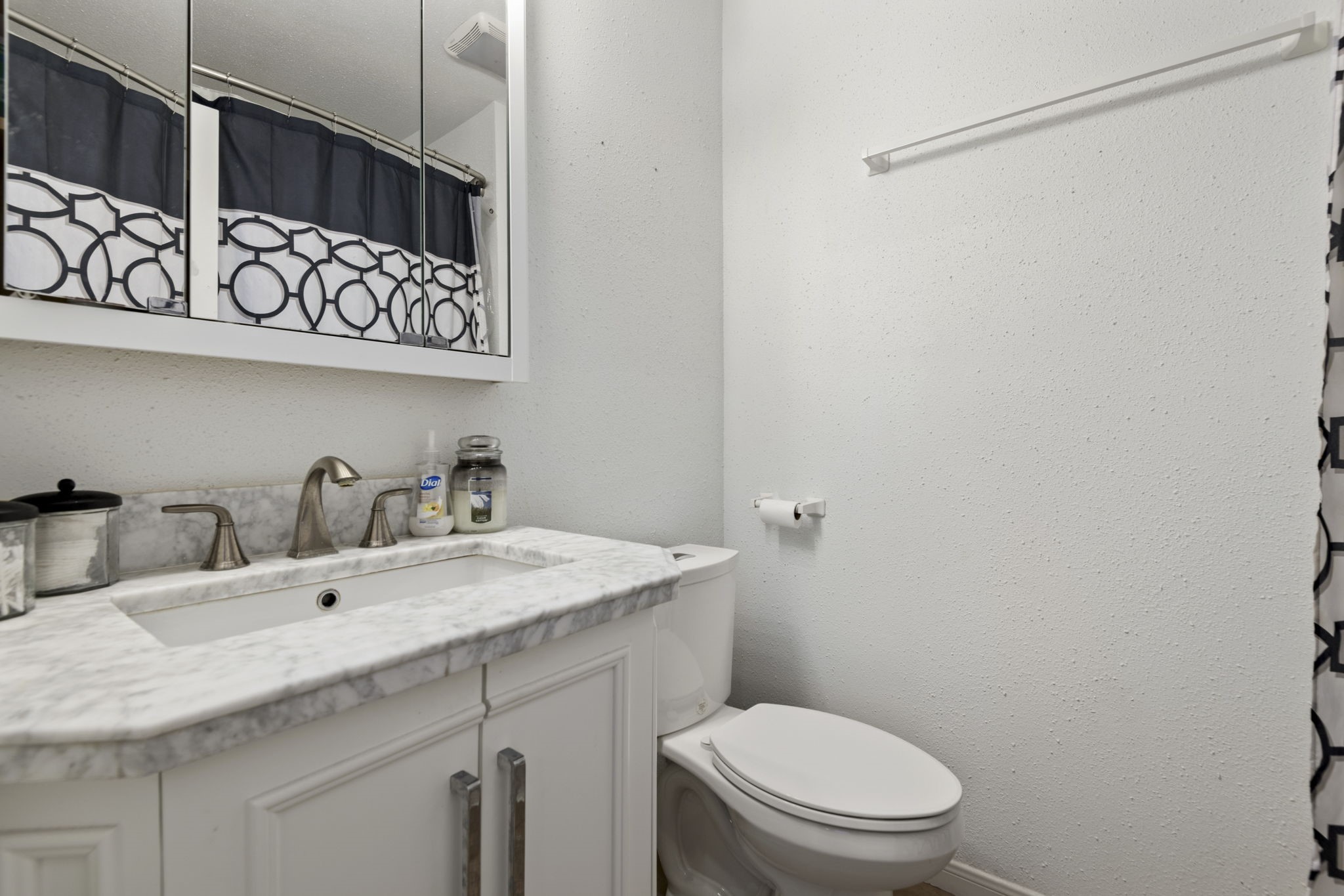 6111 Beverly Hill Street 50 Property Photo 12
