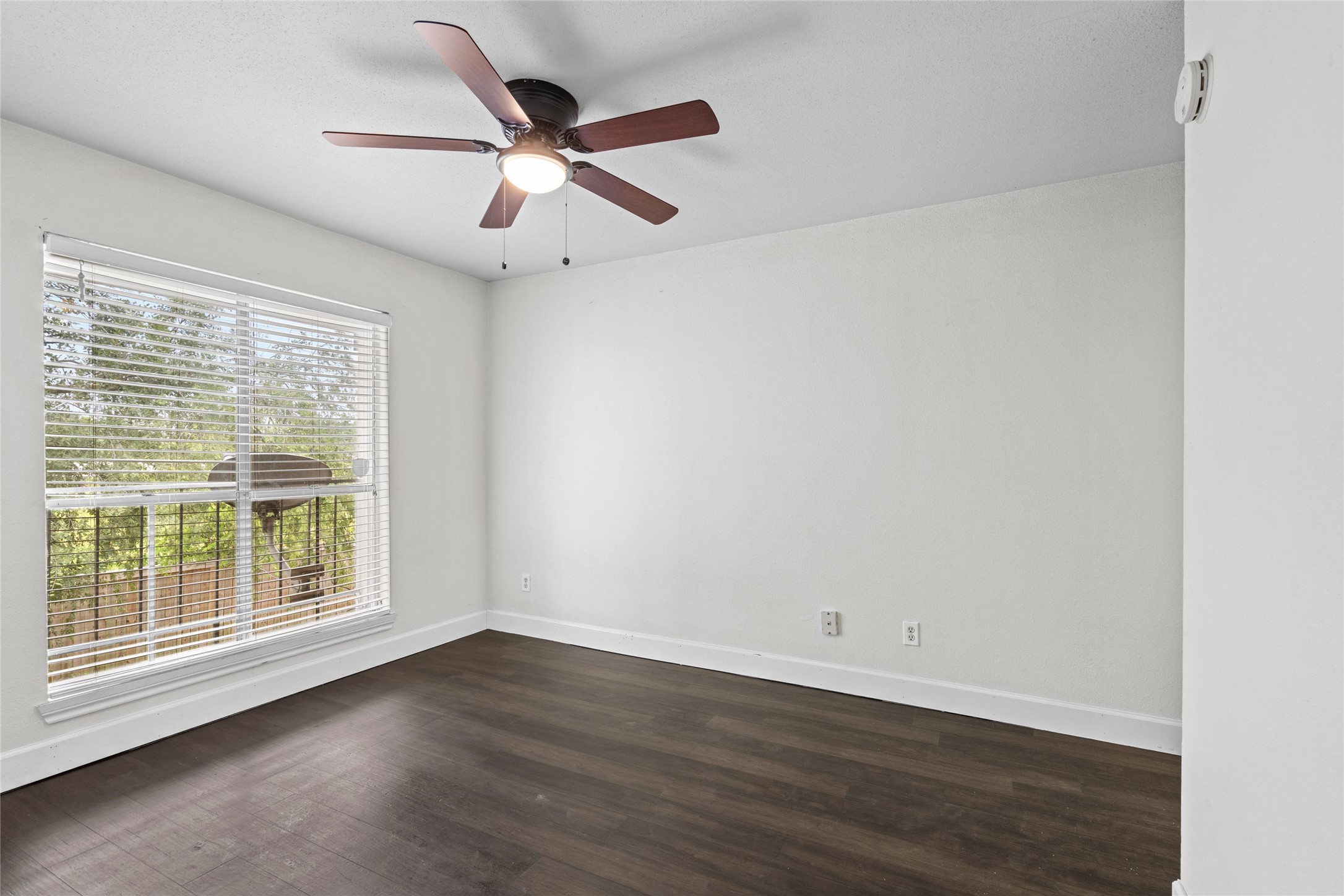 3900 Woodchase Drive 162 Property Photo 17