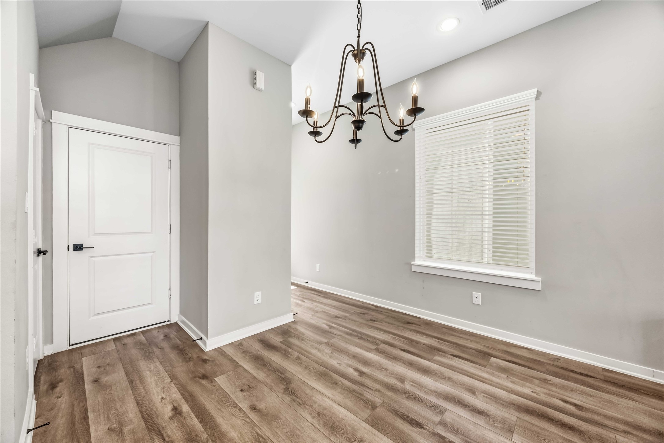 6713 Parker Grove Lane Property Photo 7