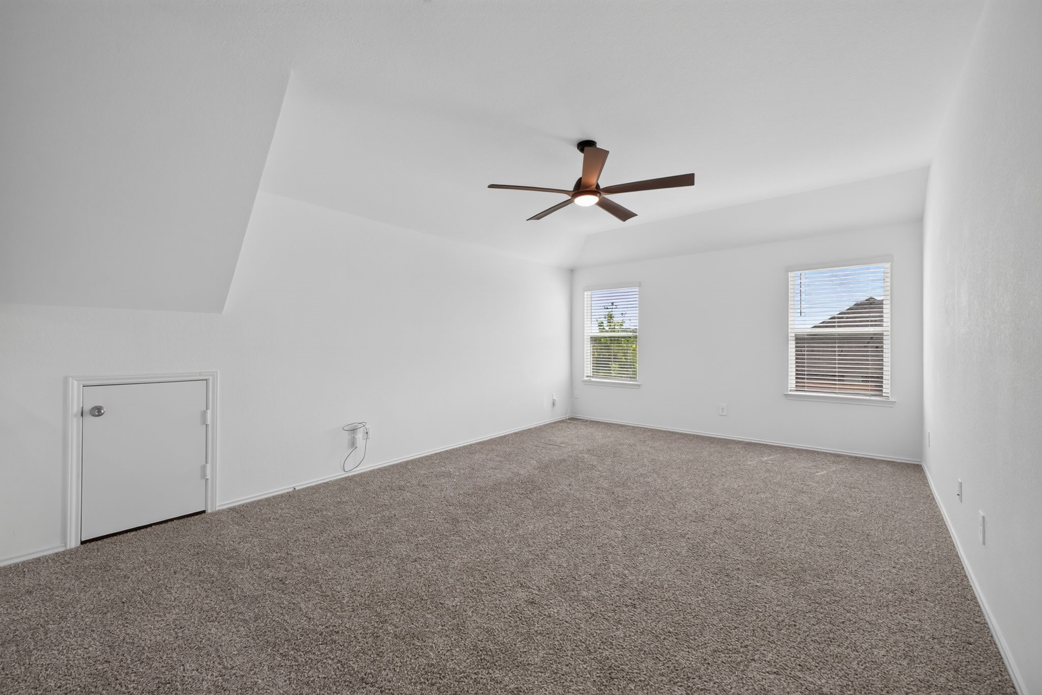 4900 Almond Terrace Drive Property Photo 27