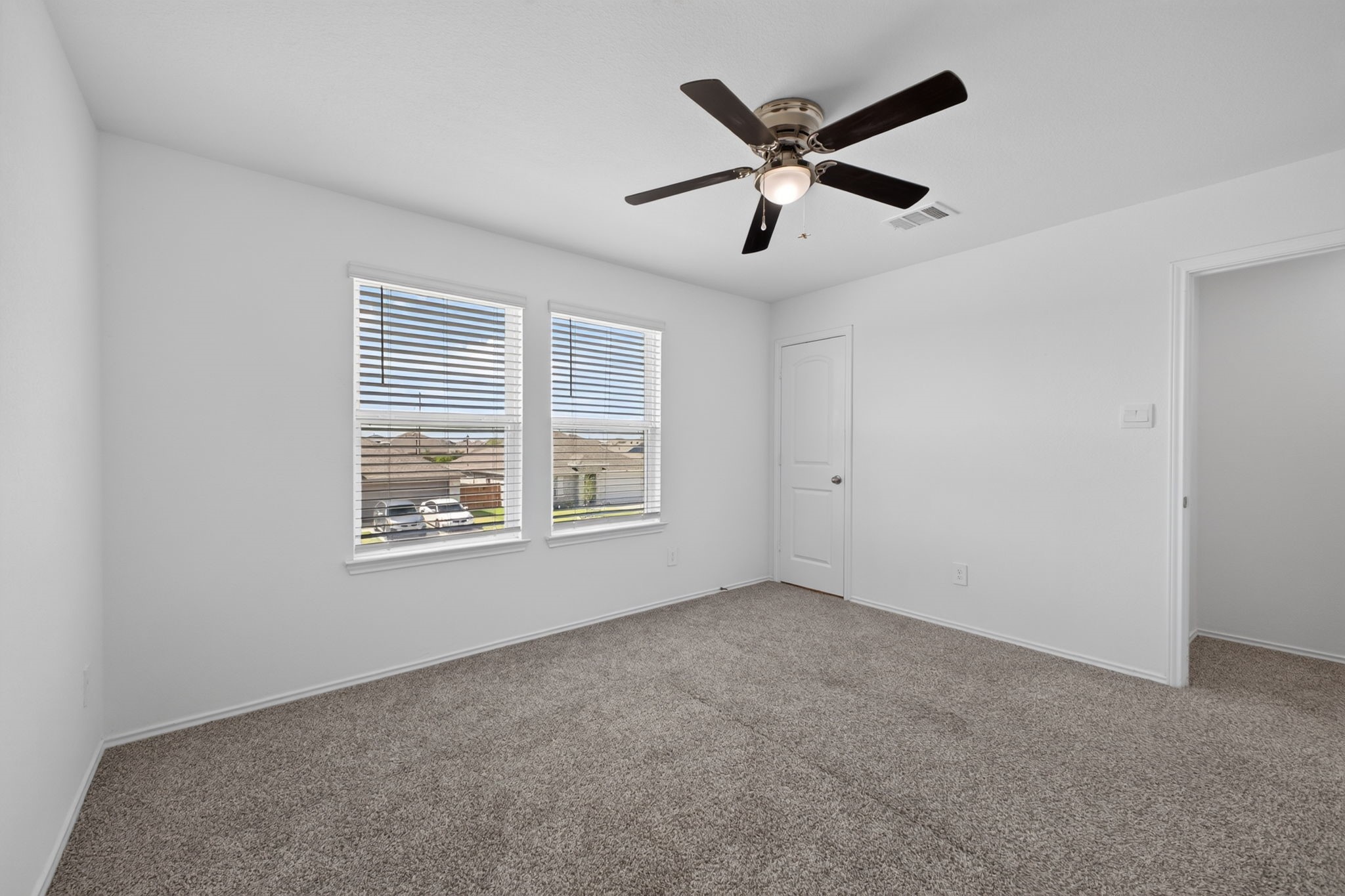 4900 Almond Terrace Drive Property Photo 33