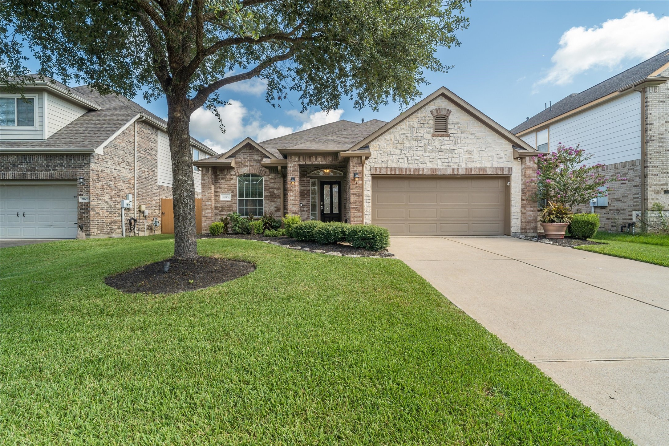 2875 Torano Circle Property Photo 1
