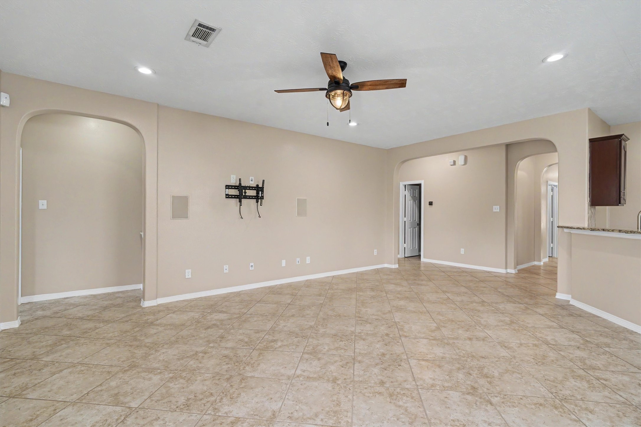 2875 Torano Circle Property Photo 7