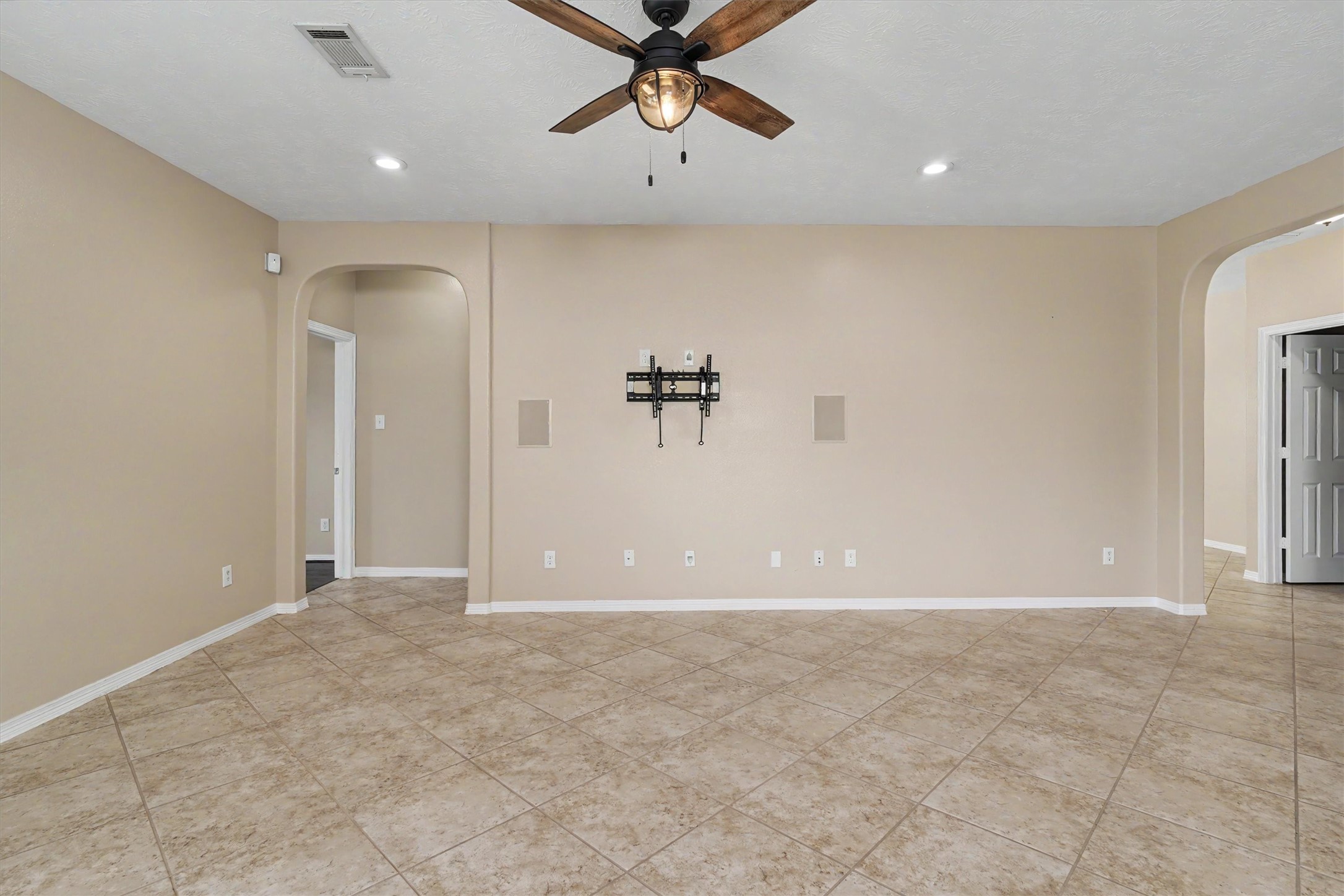 2875 Torano Circle Property Photo 8