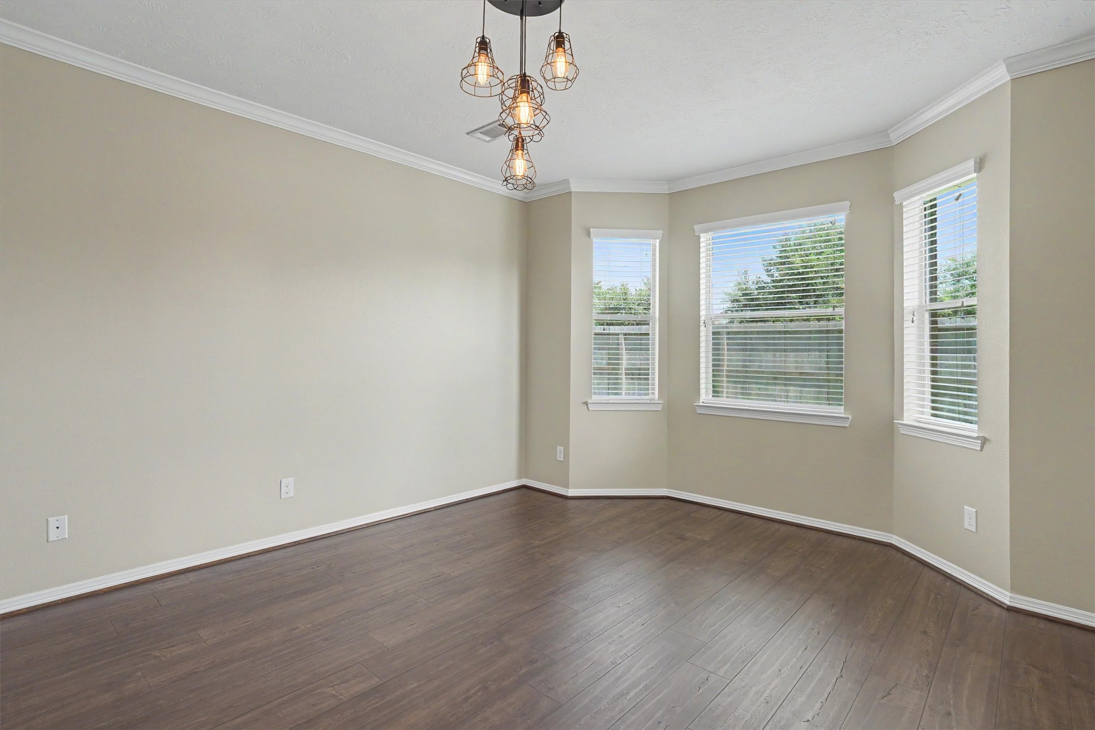 2875 Torano Circle Property Photo 17