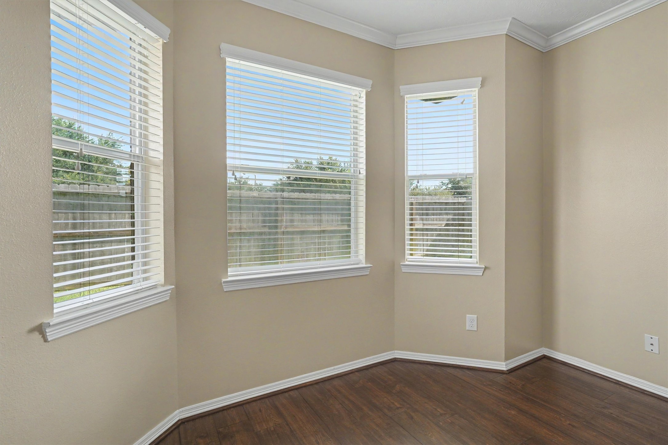 2875 Torano Circle Property Photo 18