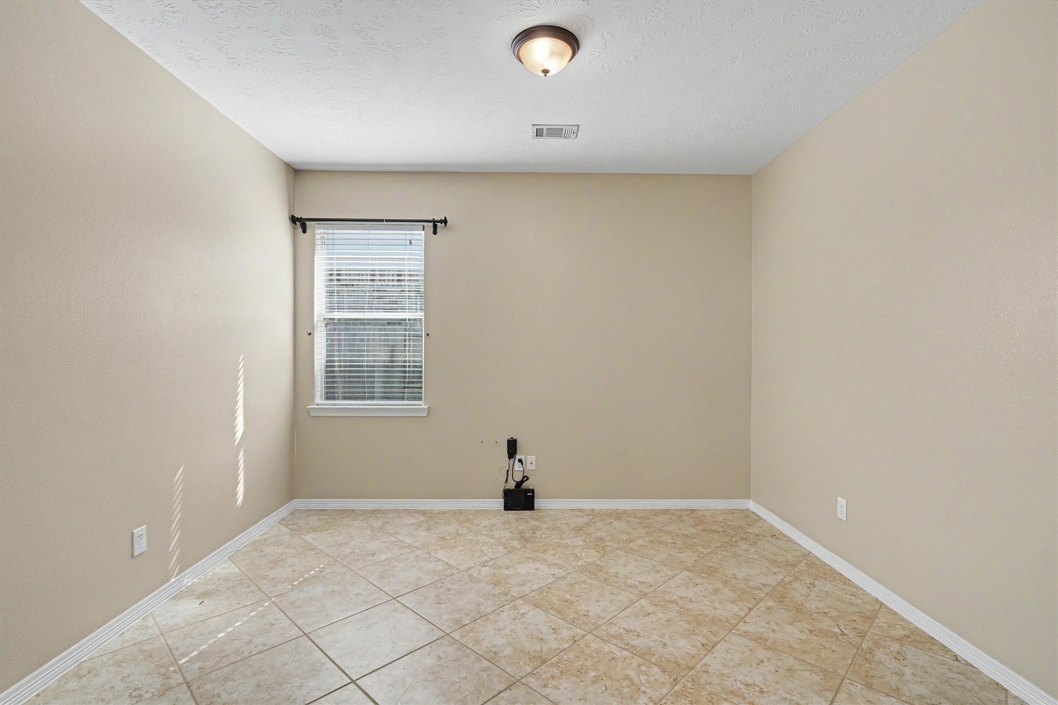 2875 Torano Circle Property Photo 25