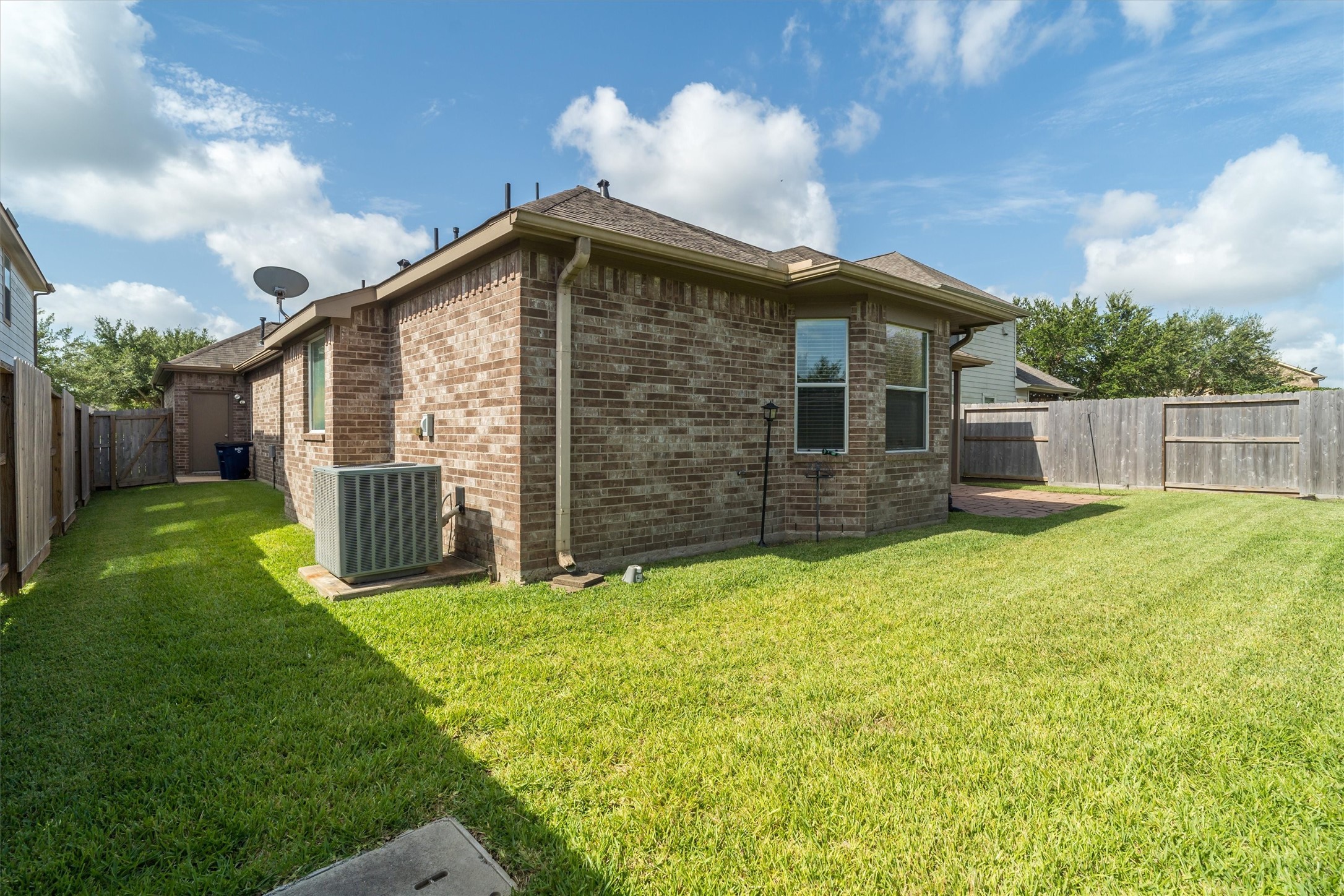 2875 Torano Circle Property Photo 34