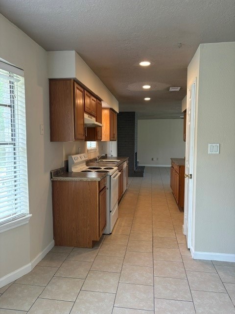 16030 Blackhawk Boulevard Property Photo 3
