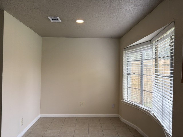 16030 Blackhawk Boulevard Property Photo 12
