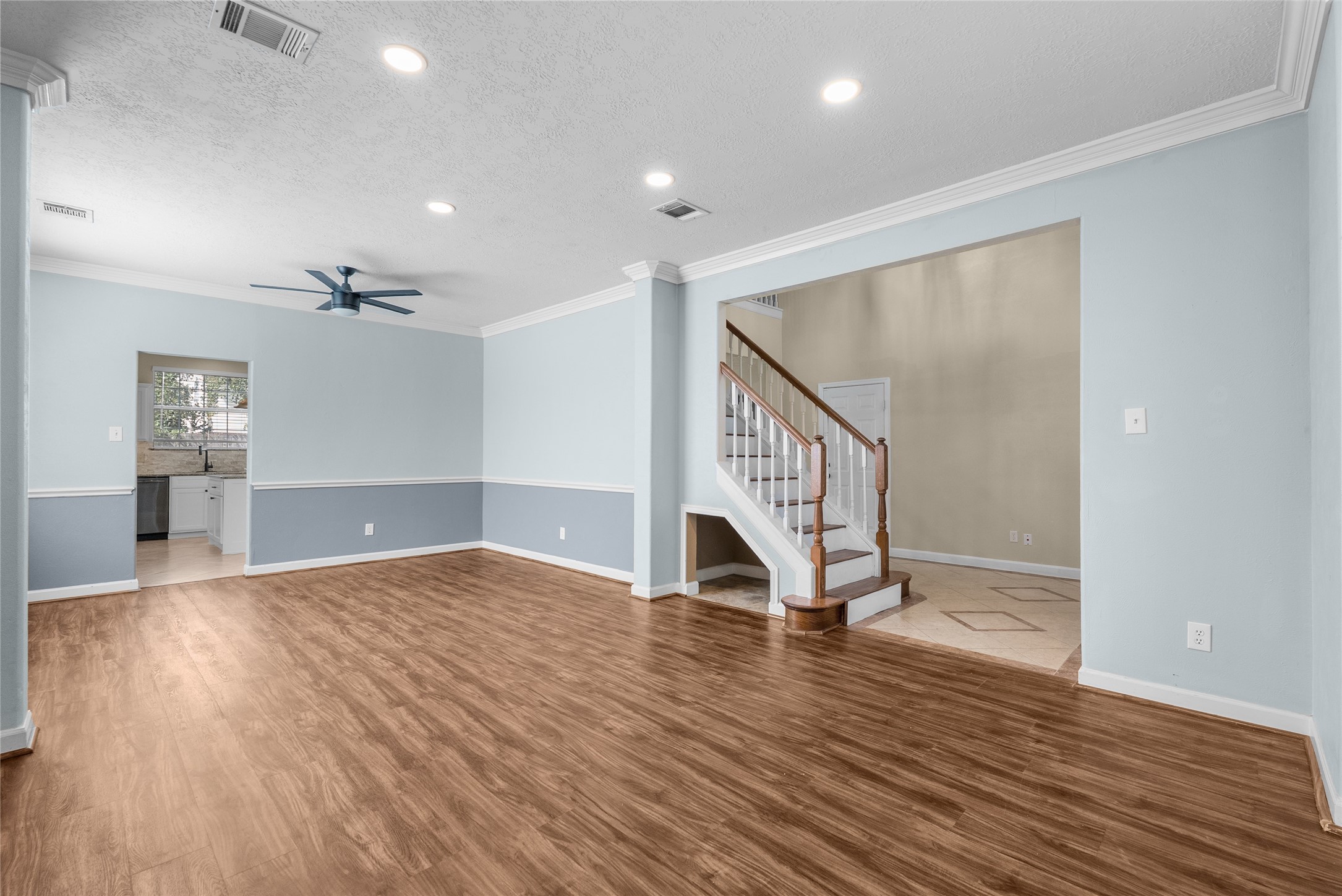 2212 Palm Lagoon Drive Property Photo 5