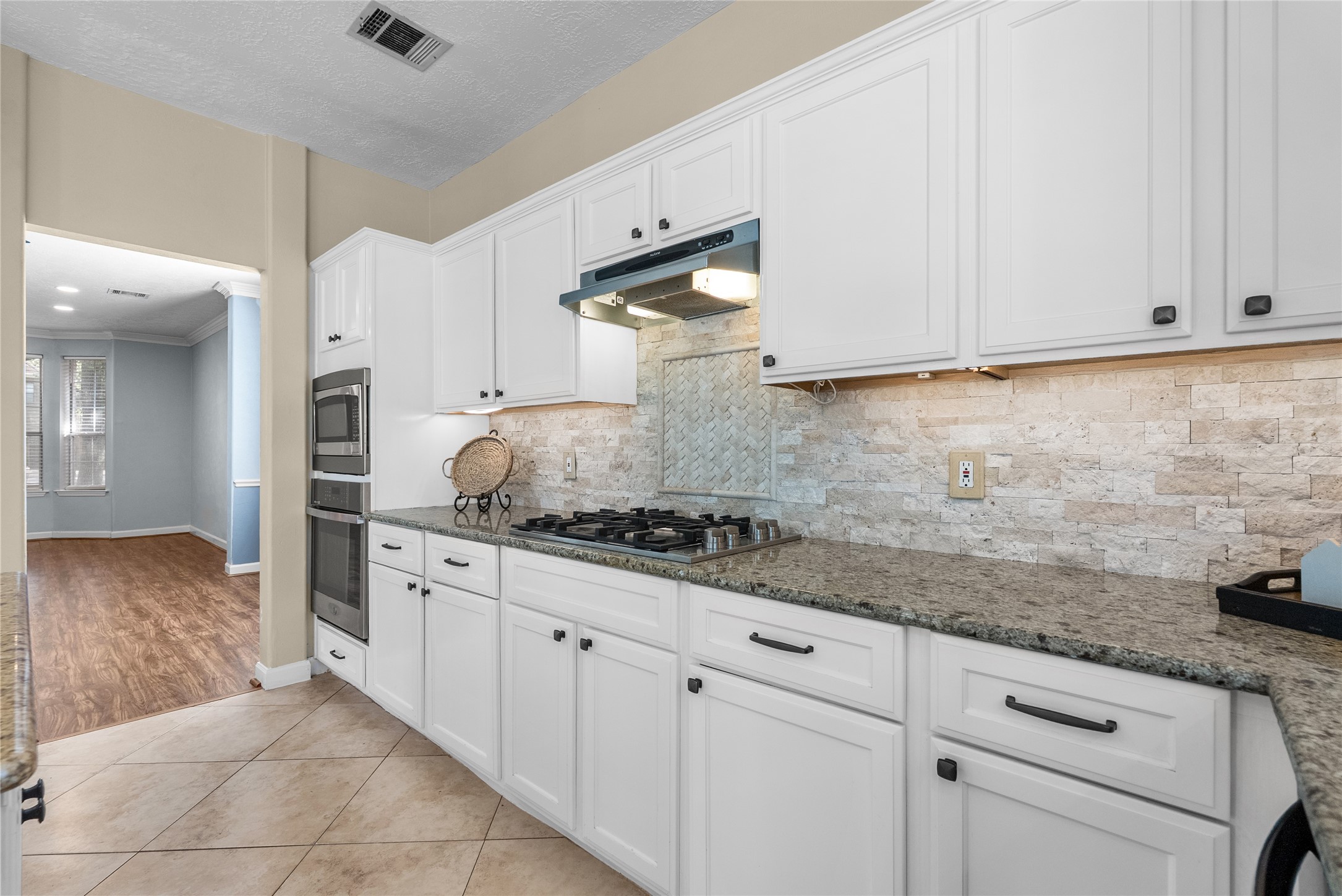 2212 Palm Lagoon Drive Property Photo 13