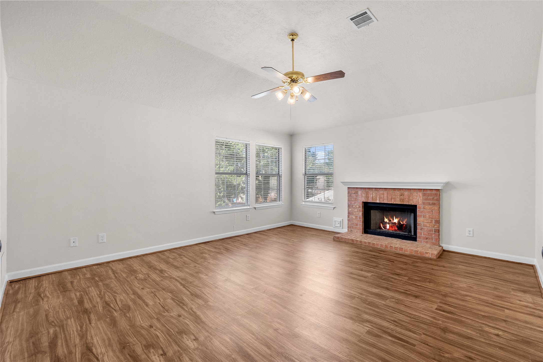 2212 Palm Lagoon Drive Property Photo 20