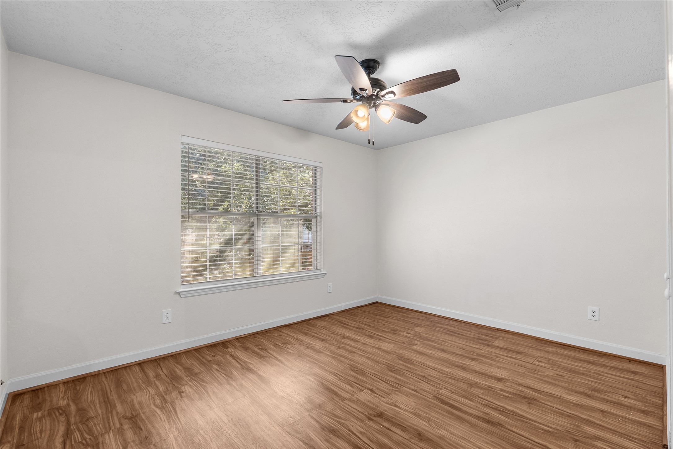 2212 Palm Lagoon Drive Property Photo 31