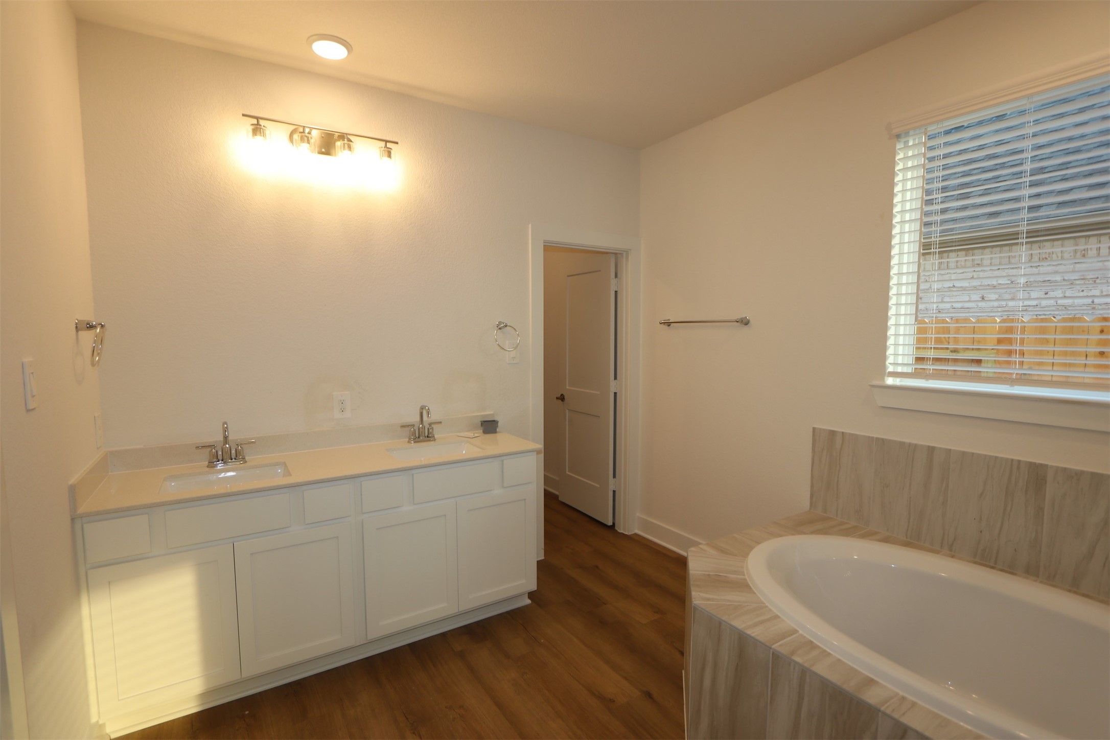 21302 Villa Spruce Lane Property Photo 12