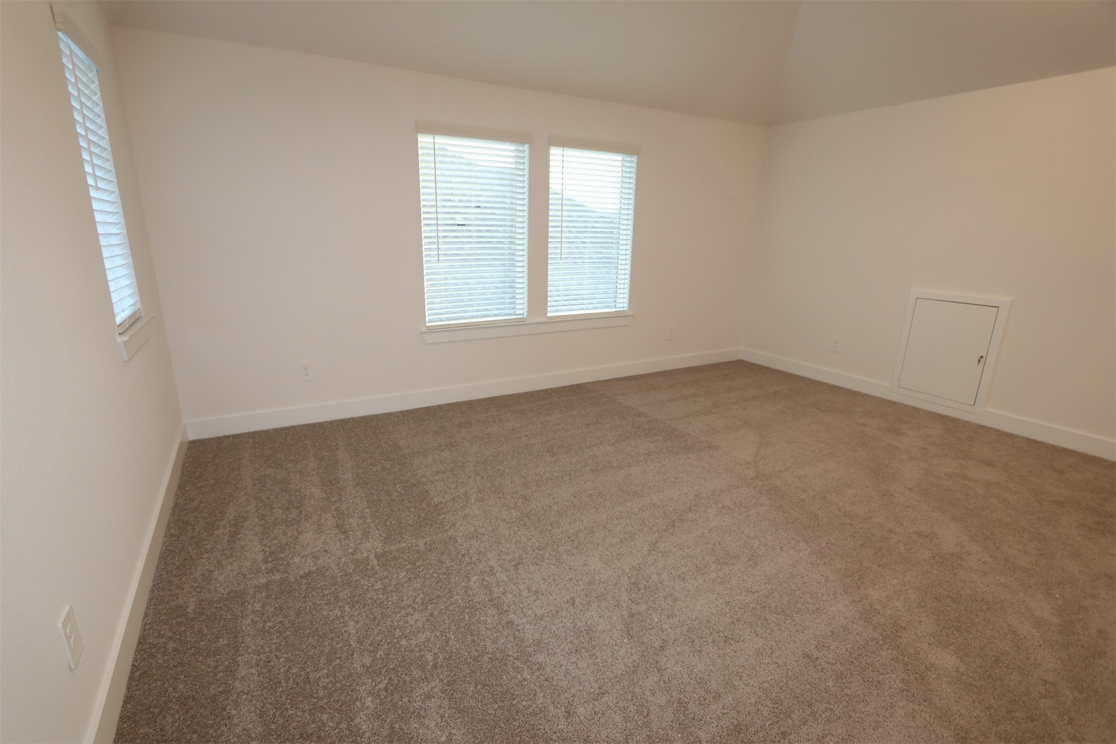 21302 Villa Spruce Lane Property Photo 23