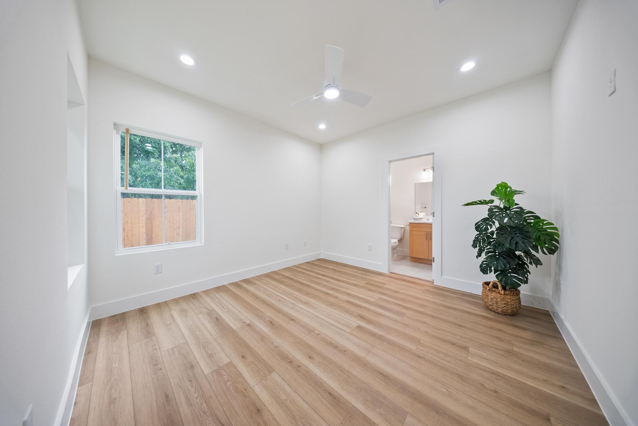 1106 Weiss Street Property Photo 5