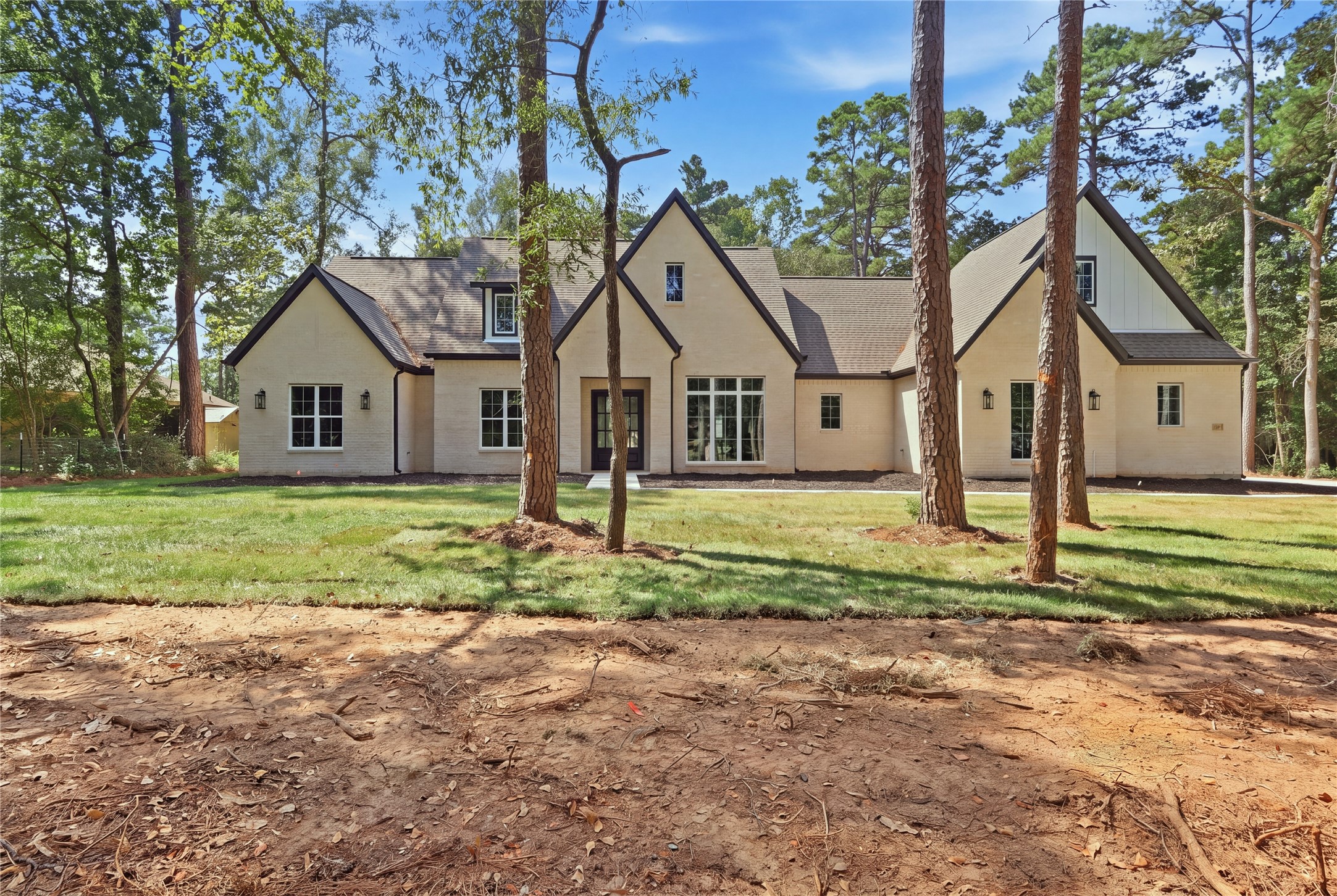 207 Creekside Property Photo 1