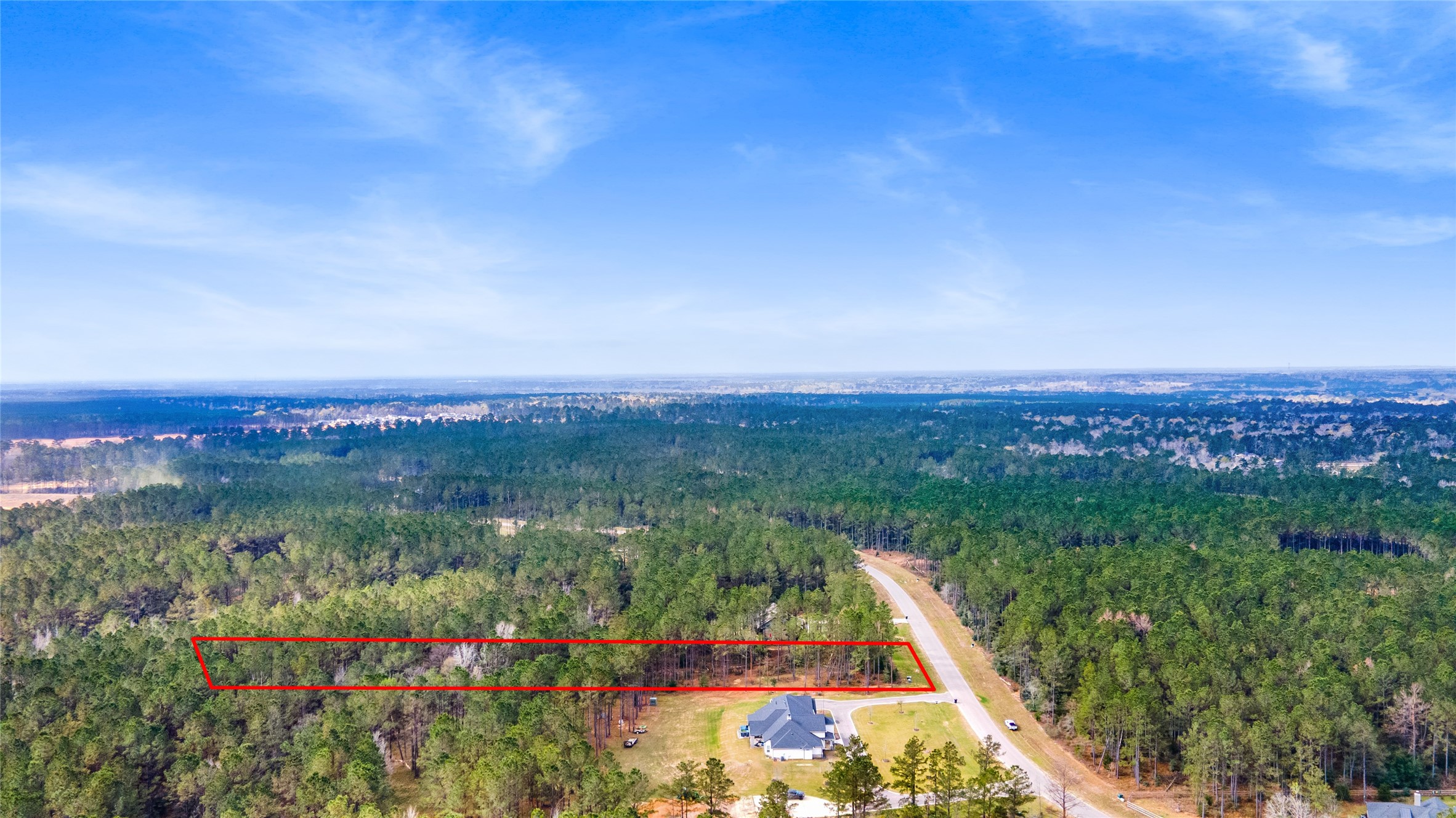 10883 Ruger Road Property Photo 3