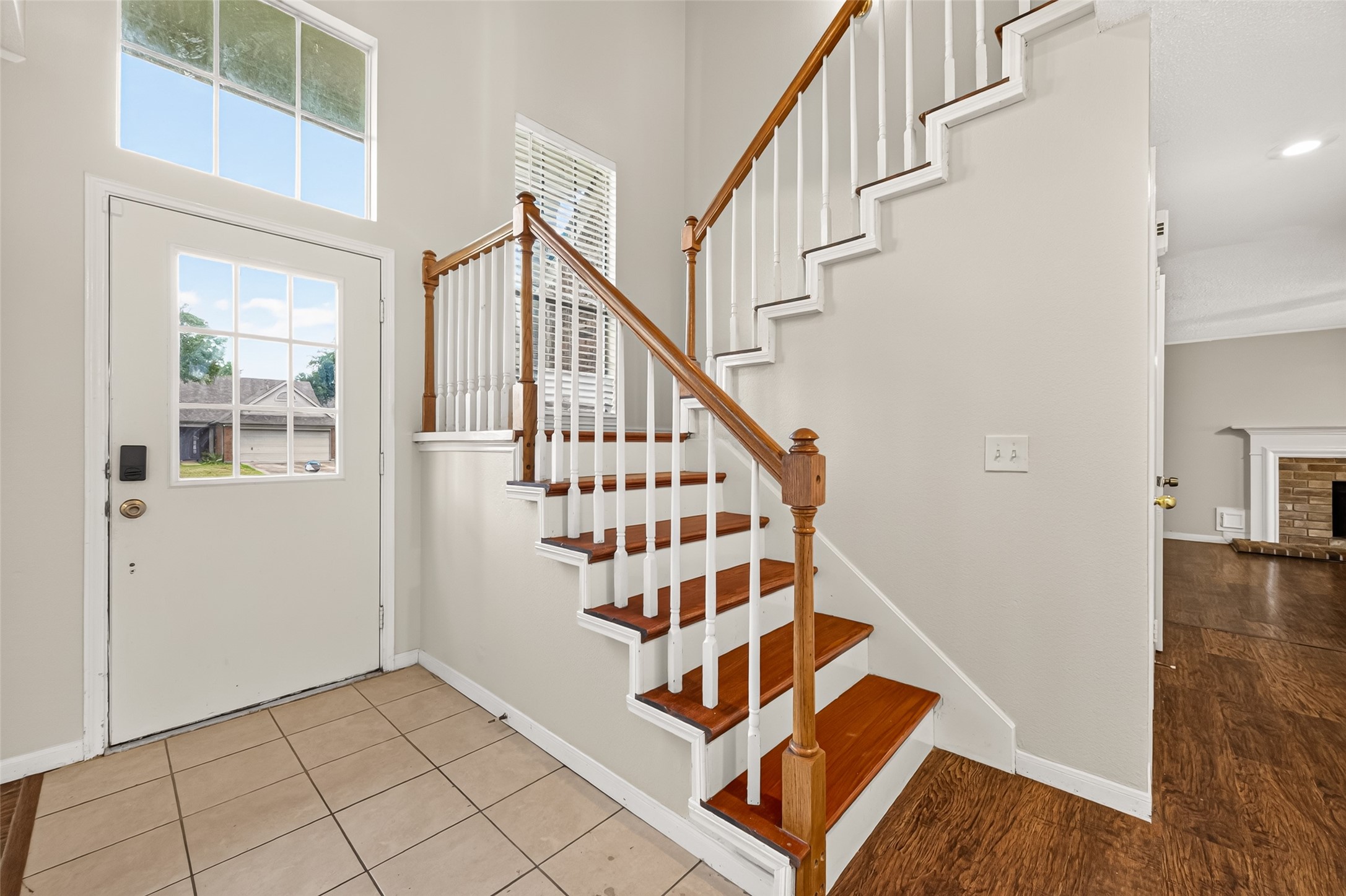 10115 Storm Meadow Drive Property Photo 2