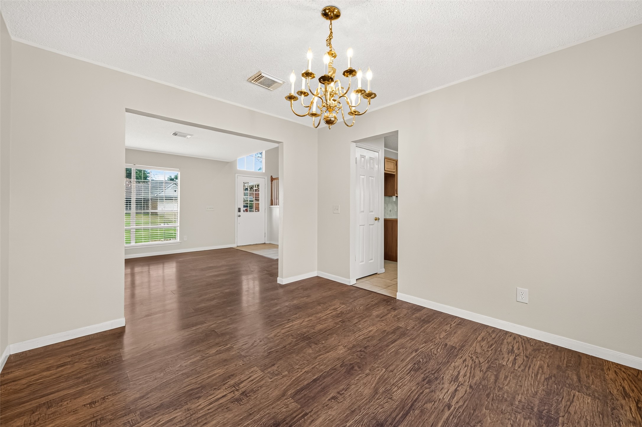 10115 Storm Meadow Drive Property Photo 6