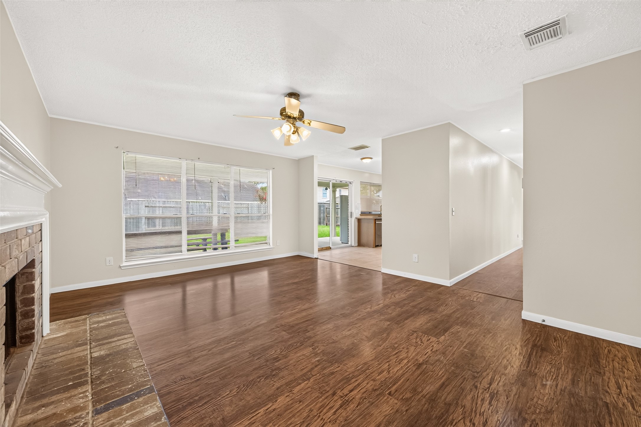 10115 Storm Meadow Drive Property Photo 7