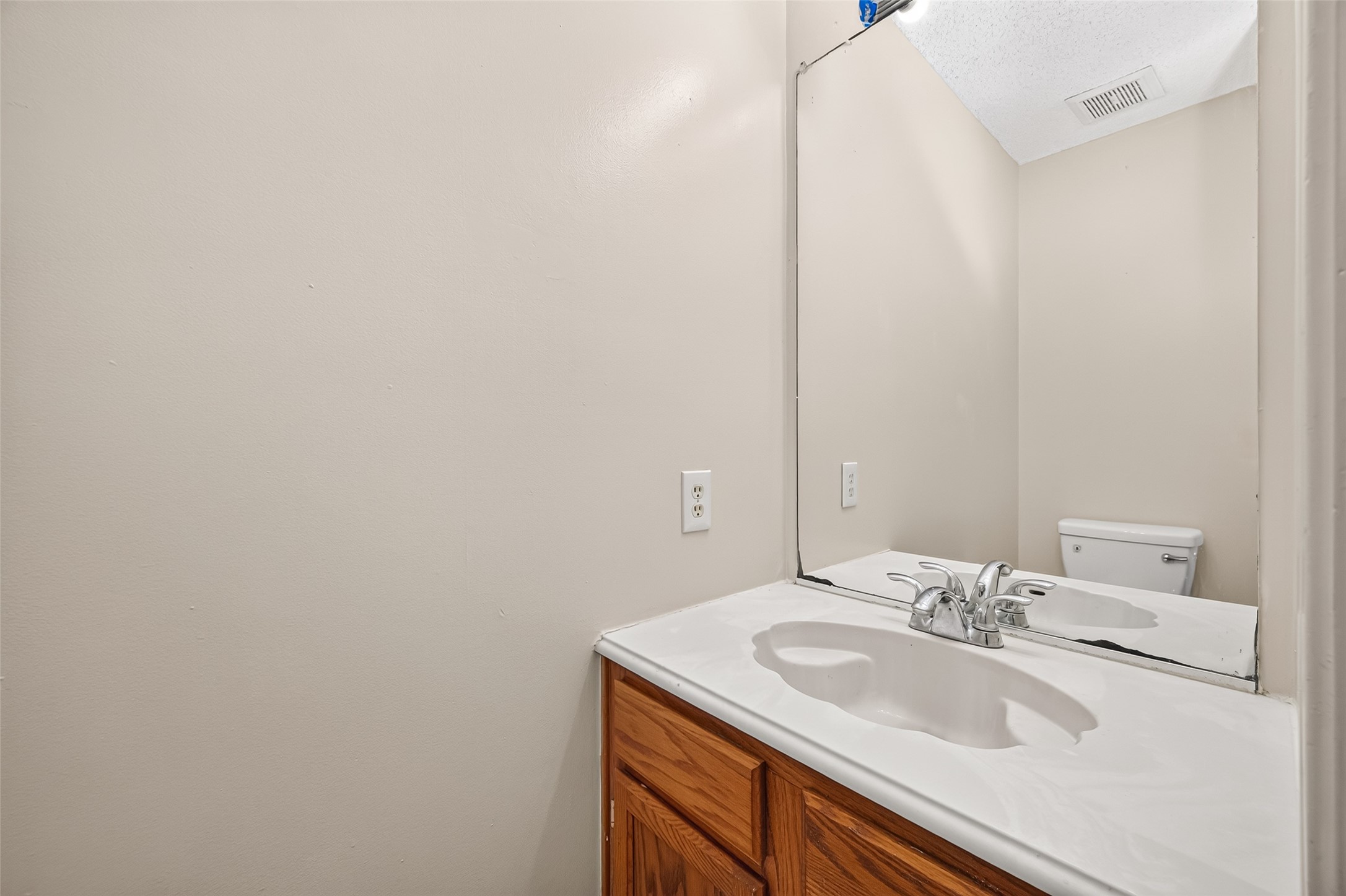 10115 Storm Meadow Drive Property Photo 12