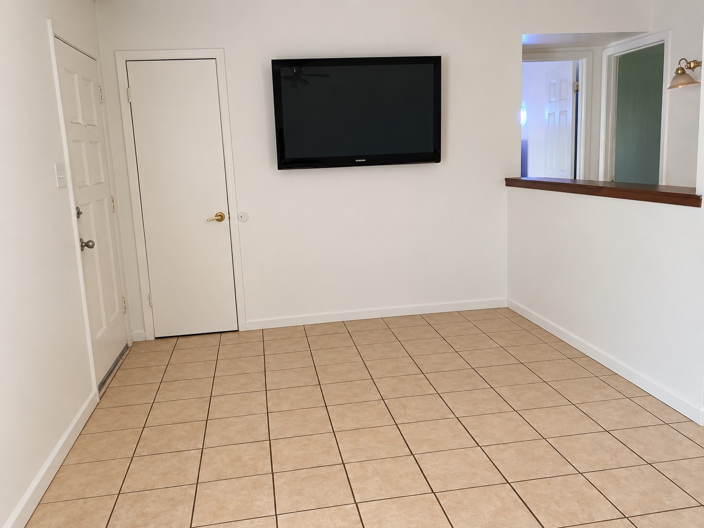 164 Pine Meadows Property Photo 3