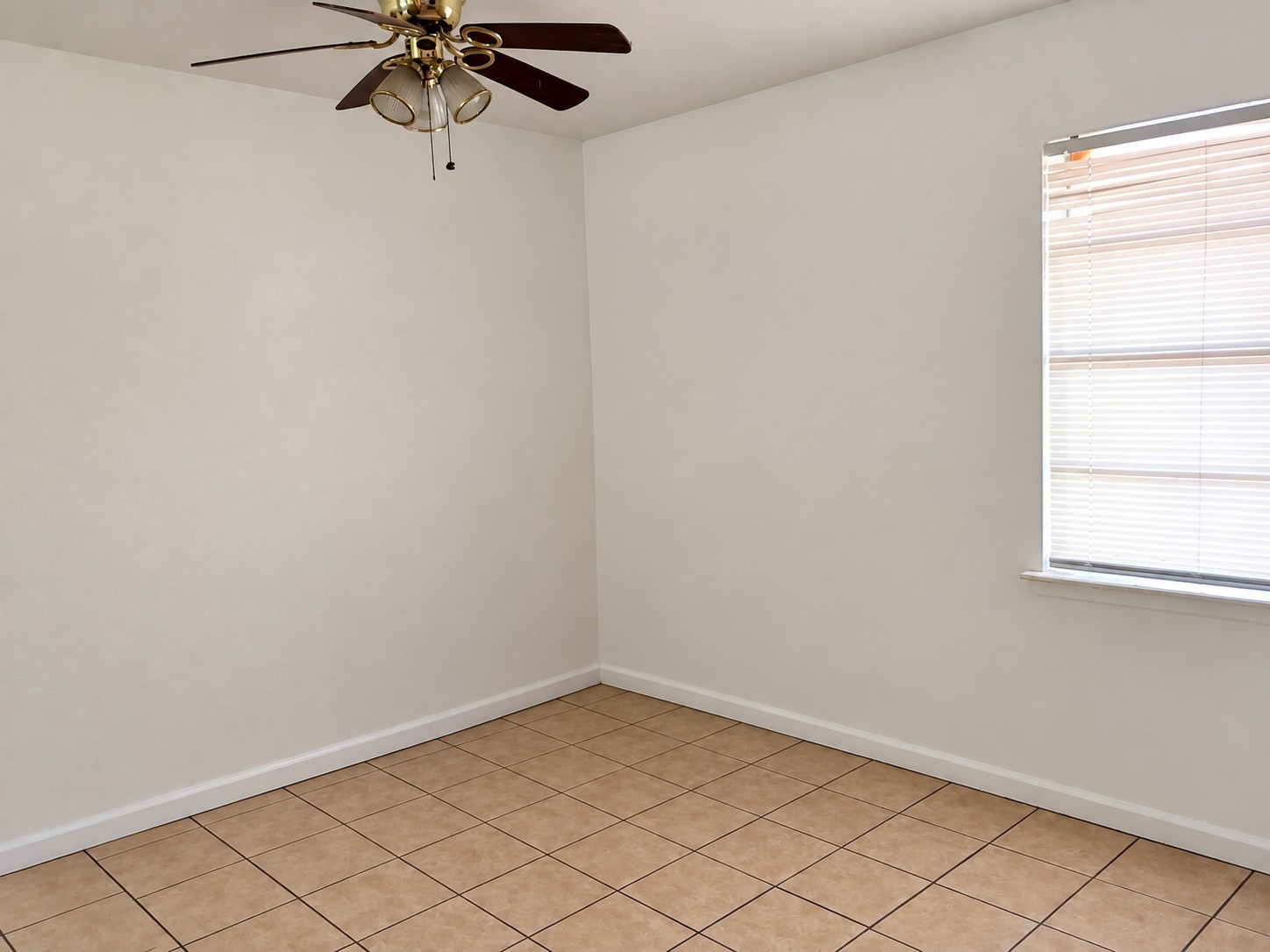 164 Pine Meadows Property Photo 10