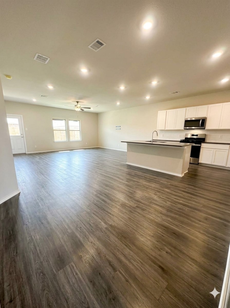 12117 Barkley Oak Drive Property Photo 4