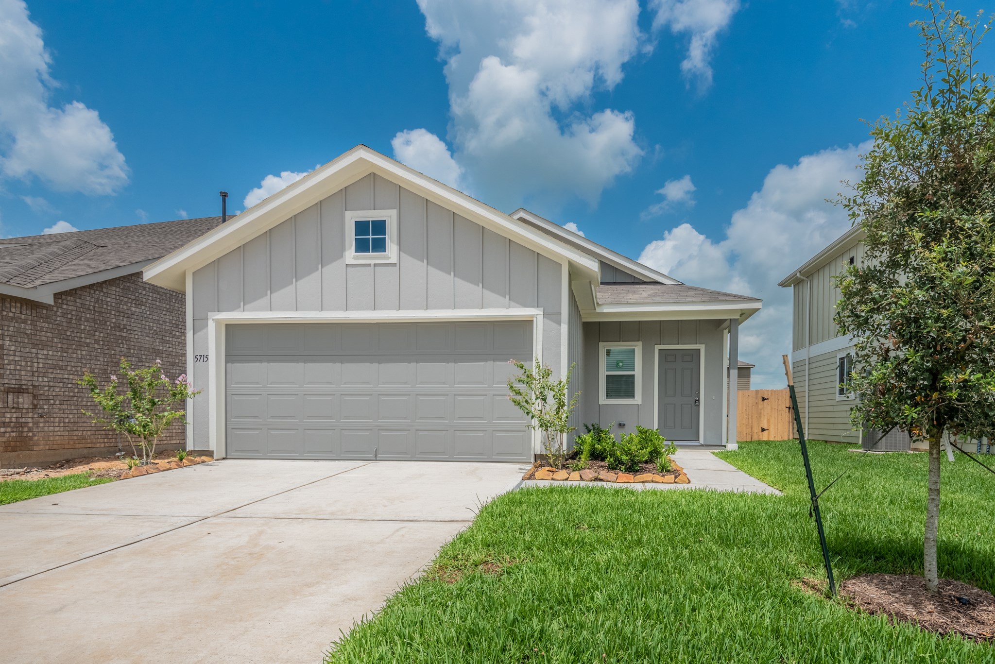 5715 Pampus Prairie Road Property Photo 1