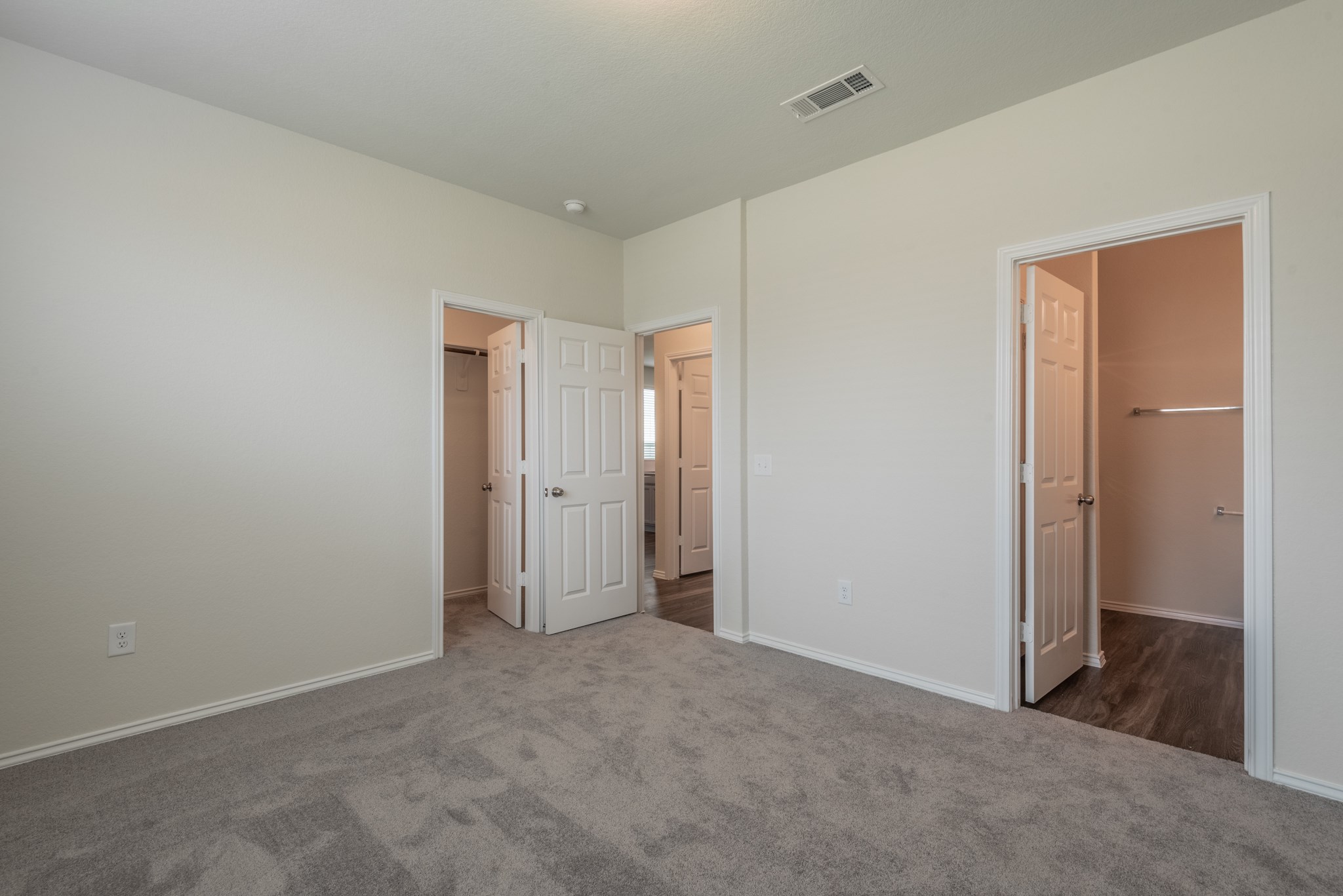 5715 Pampus Prairie Road Property Photo 16