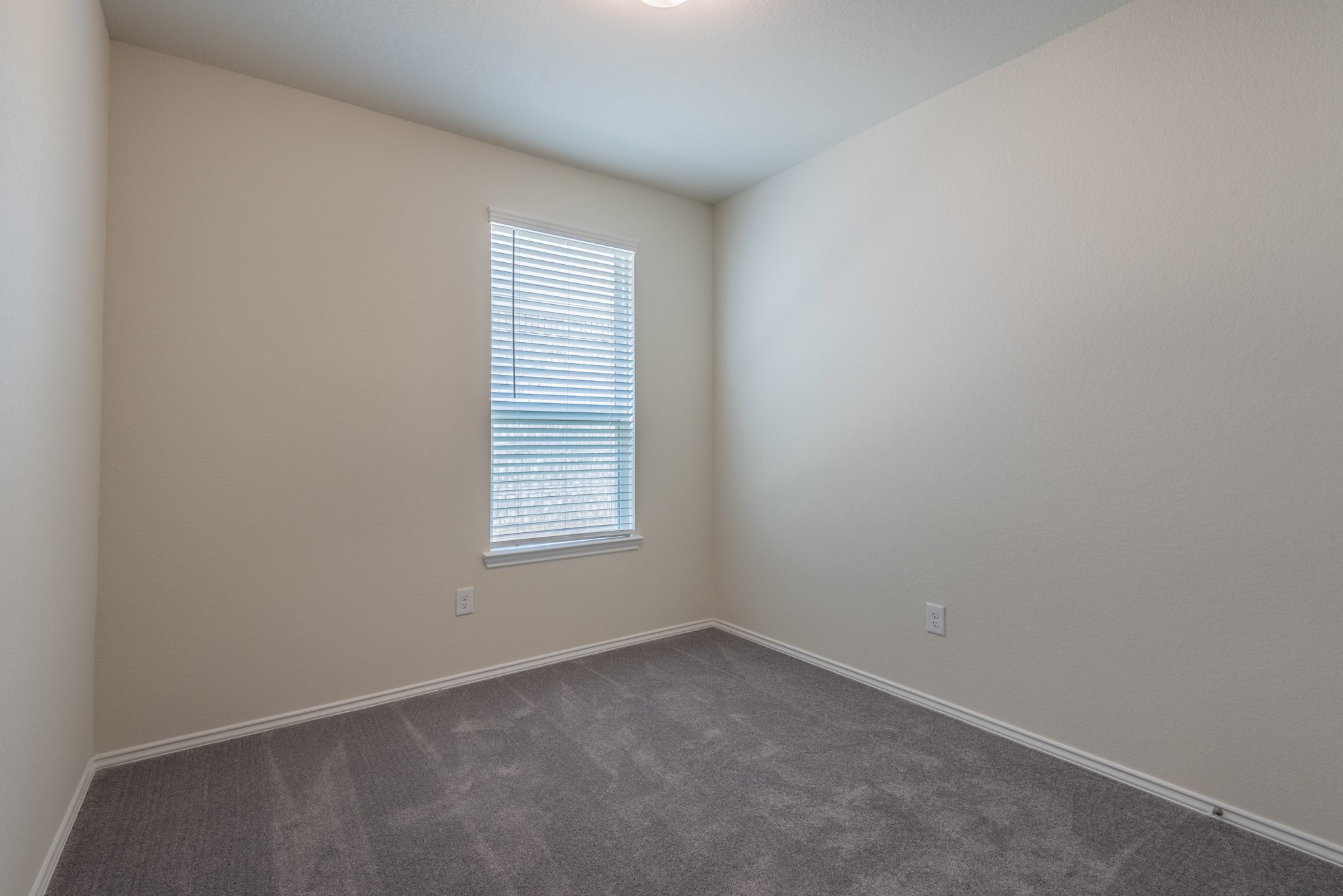 5715 Pampus Prairie Road Property Photo 21