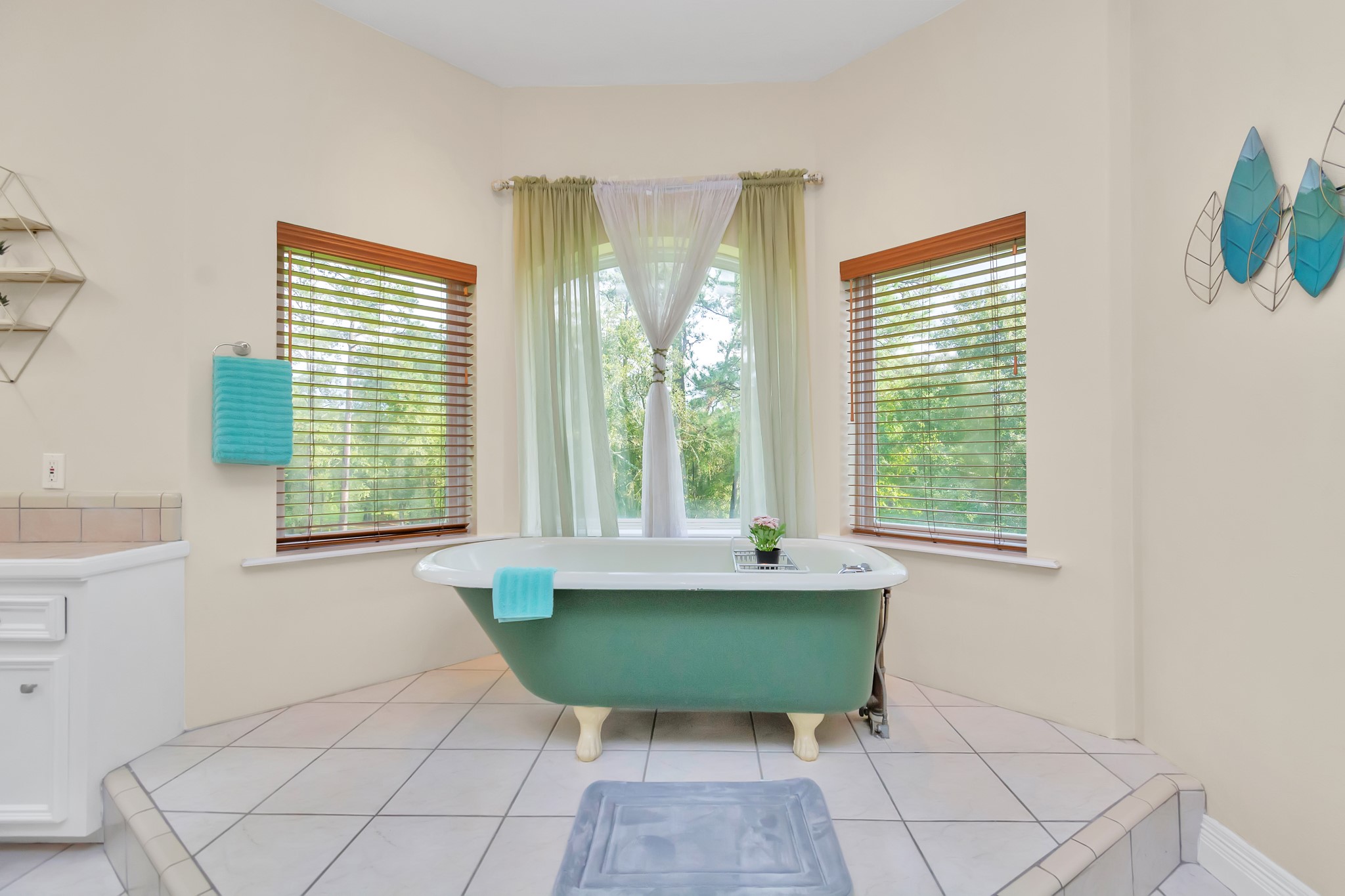 1730 Lakeshore Drive Property Photo 38