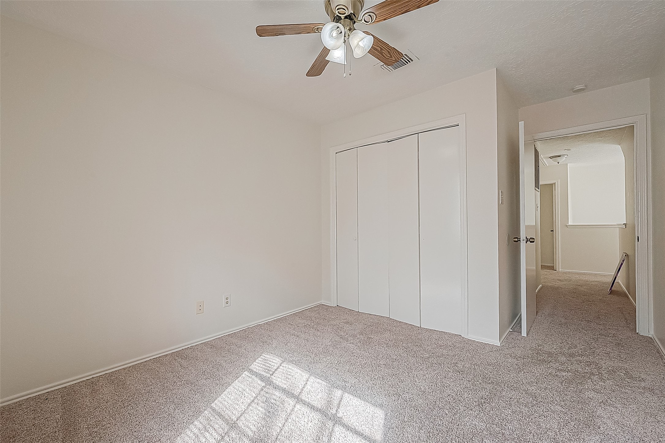 9323 Spindlewood Drive Property Photo 10