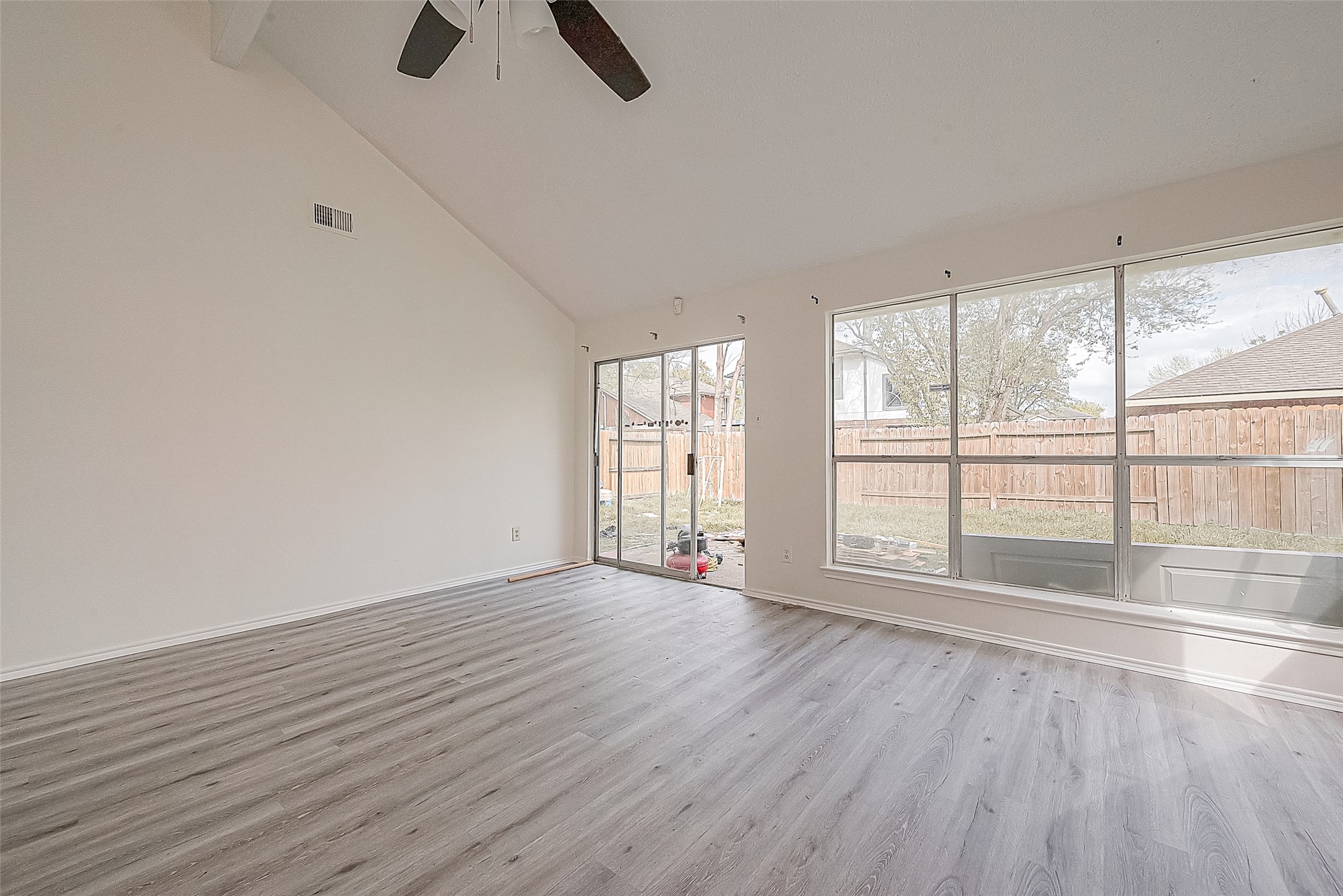 9323 Spindlewood Drive Property Photo 20